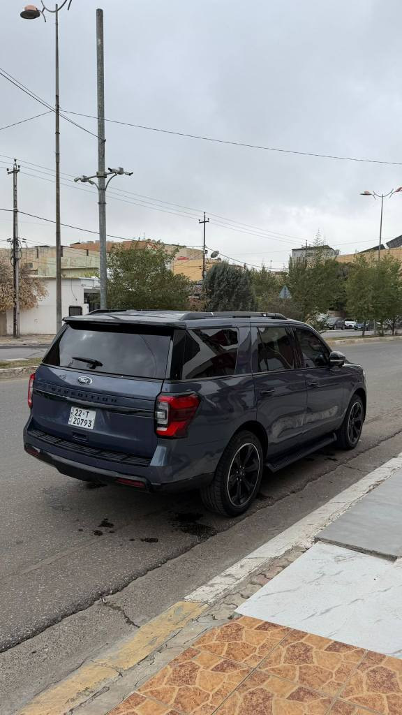 فورد اکسپدیشن 2023 لیمتد فول مواسەفات 22000 کیلۆمەتر رۆیشتوە پانوراما دبل اکسل کوشن ملکی زۆر مواسەفاتی تر هولێر 
*********** أربيل, العراق
