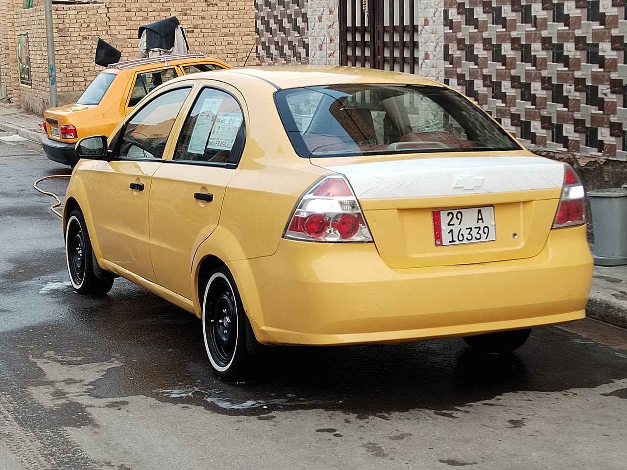 سلام عليكم 
افيو خليجي للبيع 2011
مكينه مفتوح 
سنوية جديده باسمي 
السعر 58 وبيه مجال قليل 
للاتصال *********** 
مكاني ديوانيه
