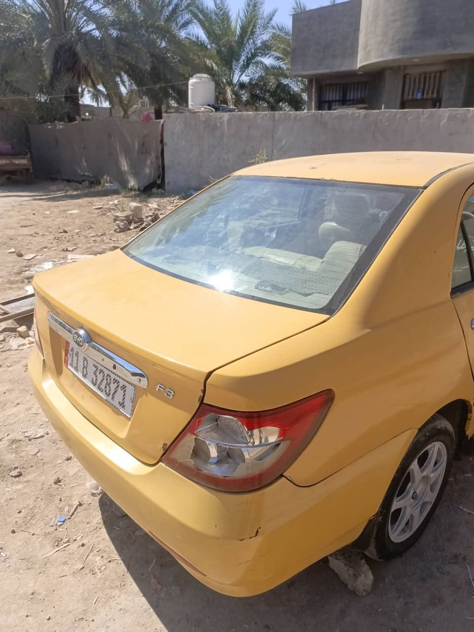 سلام عليكم  سياره للبيع بي وا يدي
سياره جهازه كير ومكينه مكفول  رقم بغداد انكليزي 
مداور ثاني يوم سنويه بسمي سنويه 2027 تسقط السعر 31
مكان سياره بابل  وكلشي موضح بلصوره  هيه وغارمات مصفره مو شراي ليخابر 
للتواصل عله هذا رقم 
***********
