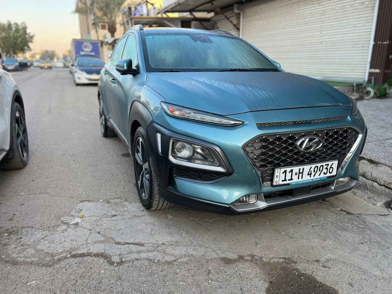 السلام عليكم
كونا موديل 2018 
محرك 1600 تيربو 
رقم انكليزي الجديد 
كشنات جلد تبريد 
دركة ستيرن تبريد 
مري شفط 
التشغيل بصمة والابواب 
داتا شو
ويل 18 
اللون تركوازي 
مانع انزلاق مانع انحدار 
السيارة فول عدا البانوراما 
السيارة خليجية حادثها جاملغ وبنيد بيها صبغ بونيد وجاملغ والدعامية الامامية 
السيارة ماشية 48 الف كم 
السيارة مكانها بزيونة المكاتبة مع الشرعي شرط التحويل 
السعر 13000$ بيها مجال حق الجية 
السيارة كاملة فقط الرادار الامي عاطل
للاستفسار ***********
