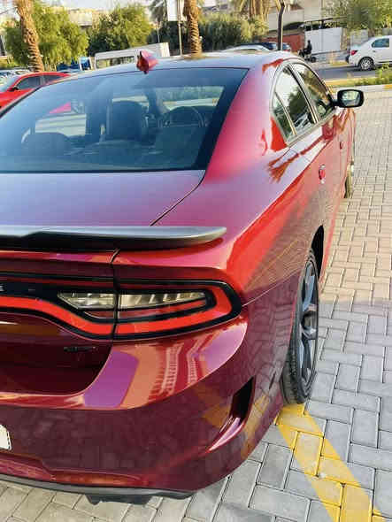 السلام عليكم
جارجر ٢٠١٩ جيتي وارد امريكي بدون ايرباك 
السيارة بدون حادث فقط مبدلين جاملغ خلفي
تخريب حته دعامية والغراض موجودة بصور امريكا
وبلعراق صار عندي طخه بل بنيد صبغت نصه حته براغية مافتحتهن 
وعندي سونار من اخذت سيارة سويته من بدي كار
محرك ٦ سلندر ٣٦٠٠ بلادي مامفتوح
كير بلادي مامفتوح 
مواصفات 
بصمة 
شاشه جبيرة
كشنات جلد حضن
كشن كهرباء
وضعيات قيادة سبورت
شفتات ستيرن رياضي 
رقم بغداد باسمي ماشيه ٦٤الف ميل
السعر ٢٠٠ بيها مجال لاتصال ***********
مكاني بغداد حي العامل
