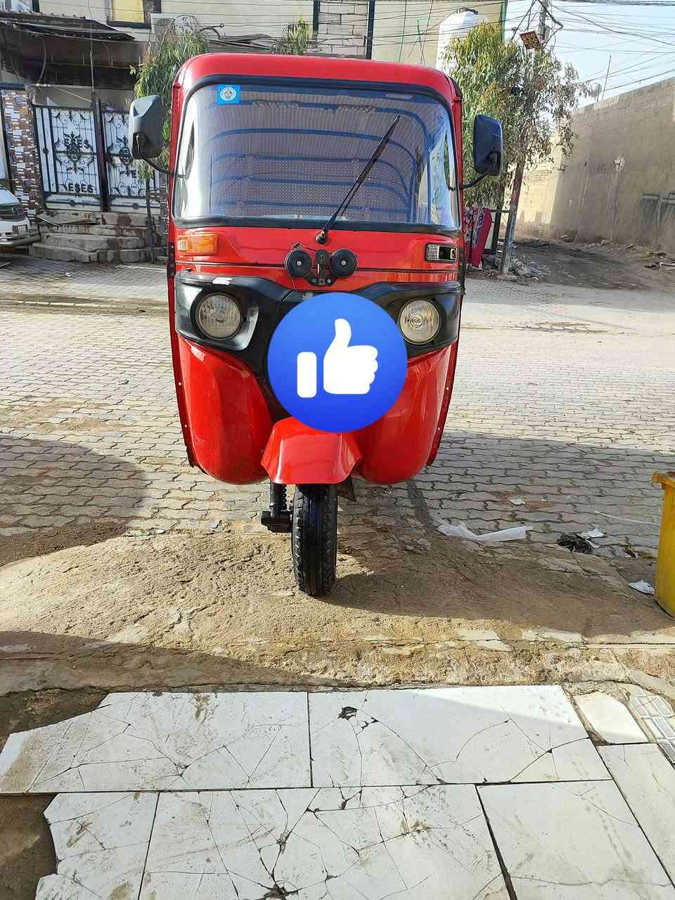 تكتك للبيع 22رقم وسنويه البدي مكفول من صبغ ومعجون المكينة مفتوحه ولفات سعر 8وبيهه مجال مكان بصره ***********
