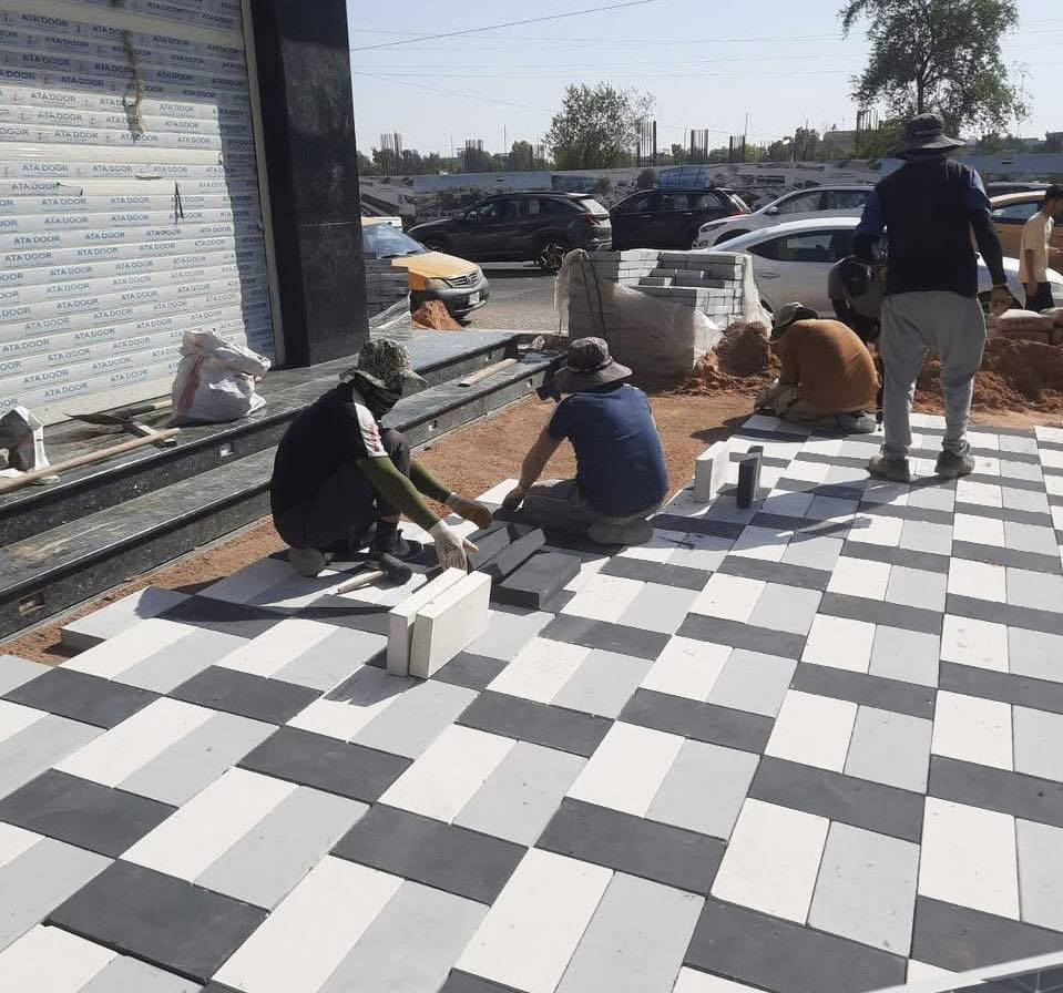 ⸻

#شركة_الصادق

من قلب الخبرة تُولد الفخامة،
ومن أدقّ التفاصيل يبدأ الإبداع ✨

نماذج مميزة من أعمالنا المنجزة في المقرنص المرمري
إنتاج شركة الصادق

✔️ جودة عالية
✔️ تشطيب فاخر
✔️ حضور معماري يليق بالذوق الرفيع 💎

نضع خبرتنا وإمكاناتنا الفنية في خدمتكم،
ومستعدون لتجهيز كافة المشاريع في جميع محافظات العراق 🏗️

#صناعة_عراقية 🇮🇶
#جودة_بأيادي_محلية
#مشاريع_العراق
#بابل #المسيب #بغداد

ــــــــــــــــــــــــــــــــــــ
📞 للطلب والاستفسار

***********

‭٠٧٧١ ٨٢٨ ٠٠٩٥‬

***********
📲 واتساب متوفر
ــــــــــــــــــــــــــــــــــــ
📍 العنوان:
بابل – المسيب
ــــــــــــــــــــــــــــــــــــ
🚚 يتوفر نقل إلى جميع محافظات العراق
ــــــــــــــــــــــــــــــــــــ
📡 حسابات الشركة على مواقع التواصل الاجتماعي
ــــــــــــــــــــــــــــــــــــ
👷‍♂️ يتوفر كوادر وخبرات فنية ممتازة
ــــــــــــــــــــــــــــــــــــ

شركة الصادق لإنتاج الكتل الكونكريتية
#العراق #بابل #المسيب

🔹 يتوفر لدينا:
كاشي – مرمر – بايات – أبلوك – شتايكر – كربستون – ساقية – ثرمستون – أطارات حدائق
