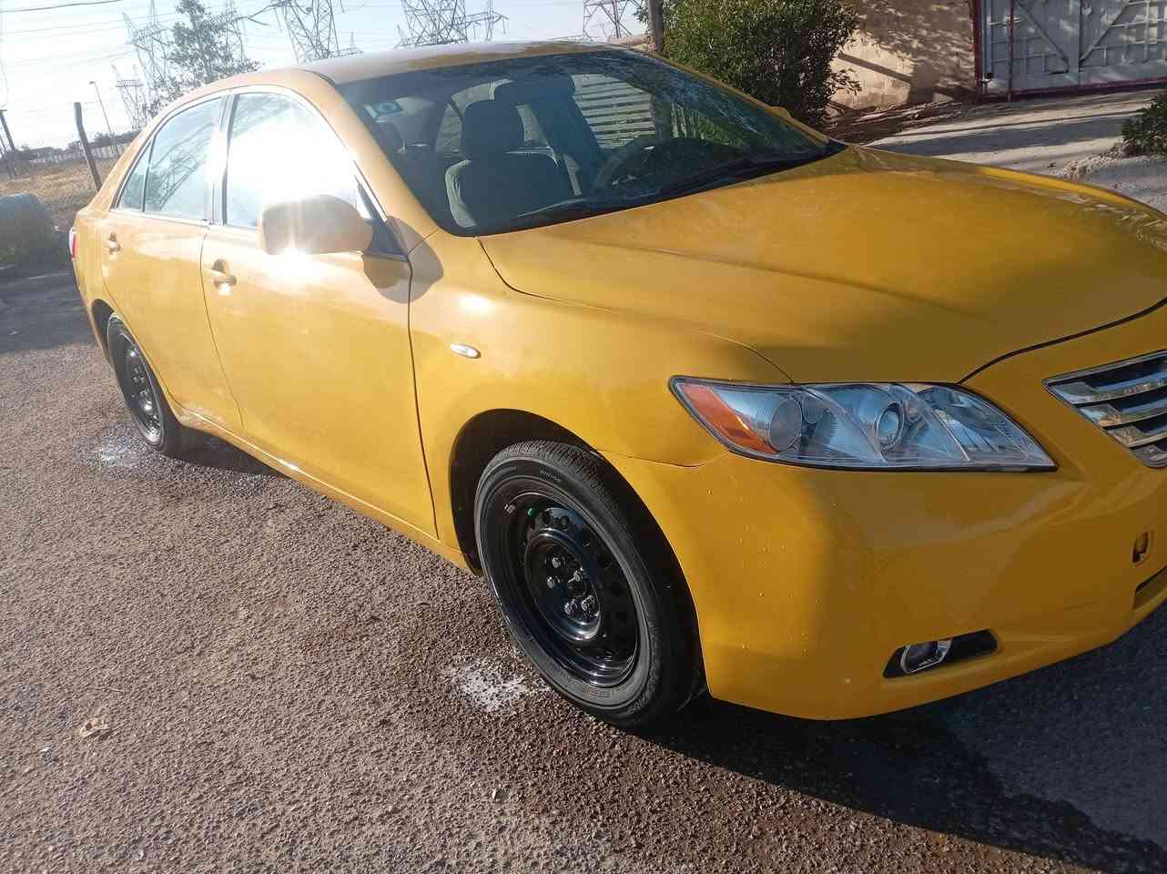 السلام عليكم للبيع كامري موديل ٢٠٠٩ وارد أمريكي حادث جاملق وبنيد تبديل بدون دواخلهه والباقي ليبل واحد رقم بغداد دولي بسمي تبريد شغال محرك حاويه جديد كير مكفول تحكم شاشه صدر جديد تايرات انضاف كهربائيات كلهه شغاله كشن كهربائي صبغه جديده السعر ٨٠ وبيهه مجال العنوان بغداد حسينيه المعامل الشراي يتصل على الرقم ***********
