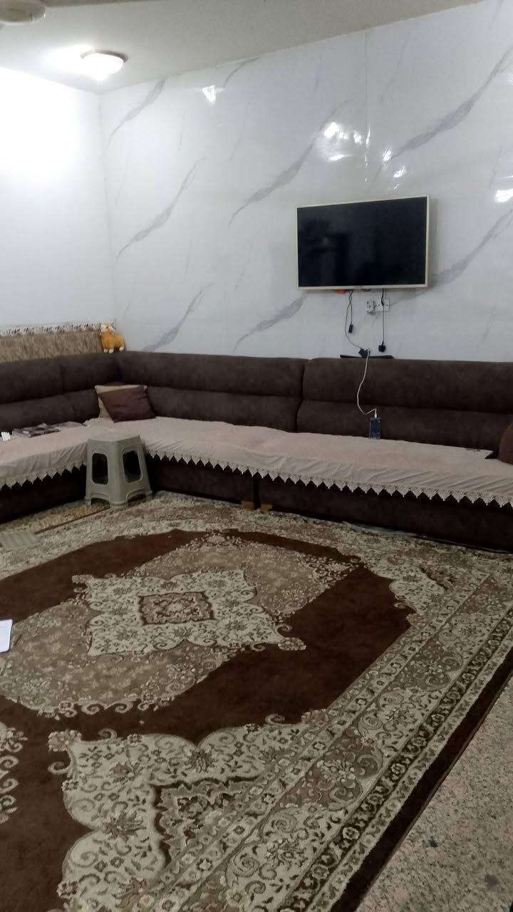 بيت للبيع شارع 80 طريق شريفه الجديد زراعي سند25 المساحه 150طابقين اي استفسار الاتصال ***********
