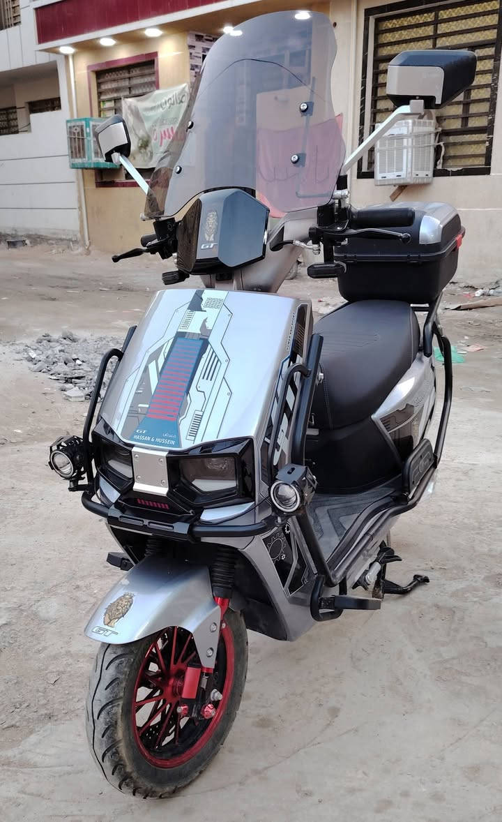 السلام عليكم
دراجة شحن Lion GT 3800W ست بطاريات ليثيوم تمشيك 70 كم على الشحنة الواحدة /المكان الشعلة سلاميات ..  السعر 850 ألف / الاتصال على الرقم ***********
