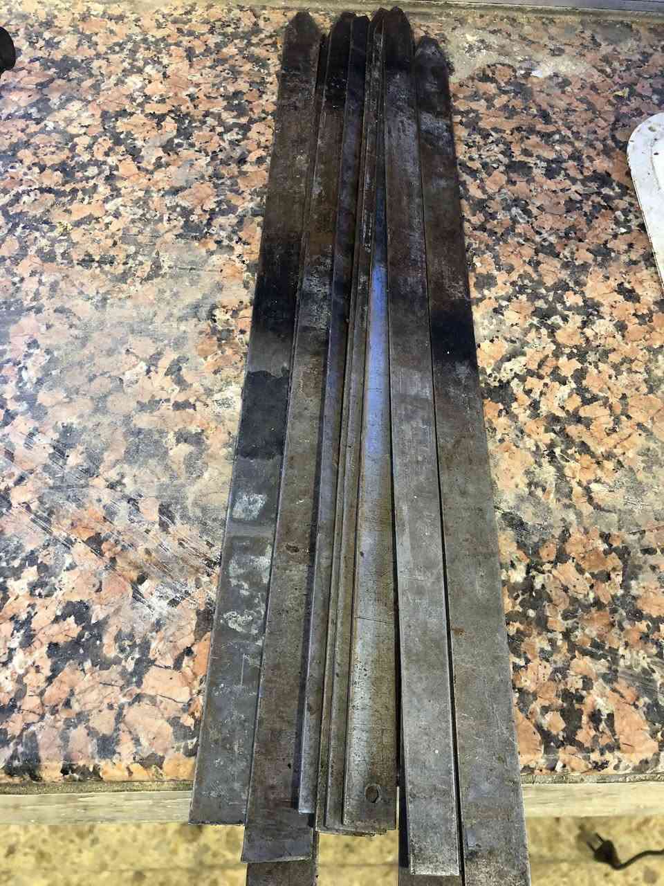 ميزان ٣٠ طباخ ٣٠ شيش كباب القطعة ٢٥٠ دينار طوبة جنكال قفيص مال دجاج مشوي القطعة ٢٥٠ دينار المكان الحرية *********** واتس اب
