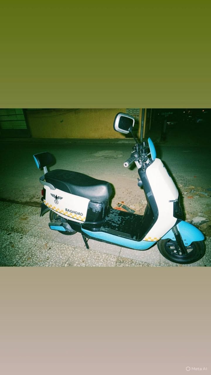 سلام عليكم عندي هاي دراجه للبيع اسمها بوليس ((مواصفاتها)) بطاريه ليثيوم ملفها 2000w دراجه نضيفه شاهد الله بيها اربعه كير  دبل اشاره اشاره يمنه ويسره لايت عالي وناصي وهورن عالي ونضام بك لرجوع بريكات دهن هودروليك وبريك خلفي ومامي ونضام بك للوقوف دراجه خير من الله ودراجه نضيفي تجي وشوف بعينك سعر خاص *********** متوفر واتساب فقط♥️
