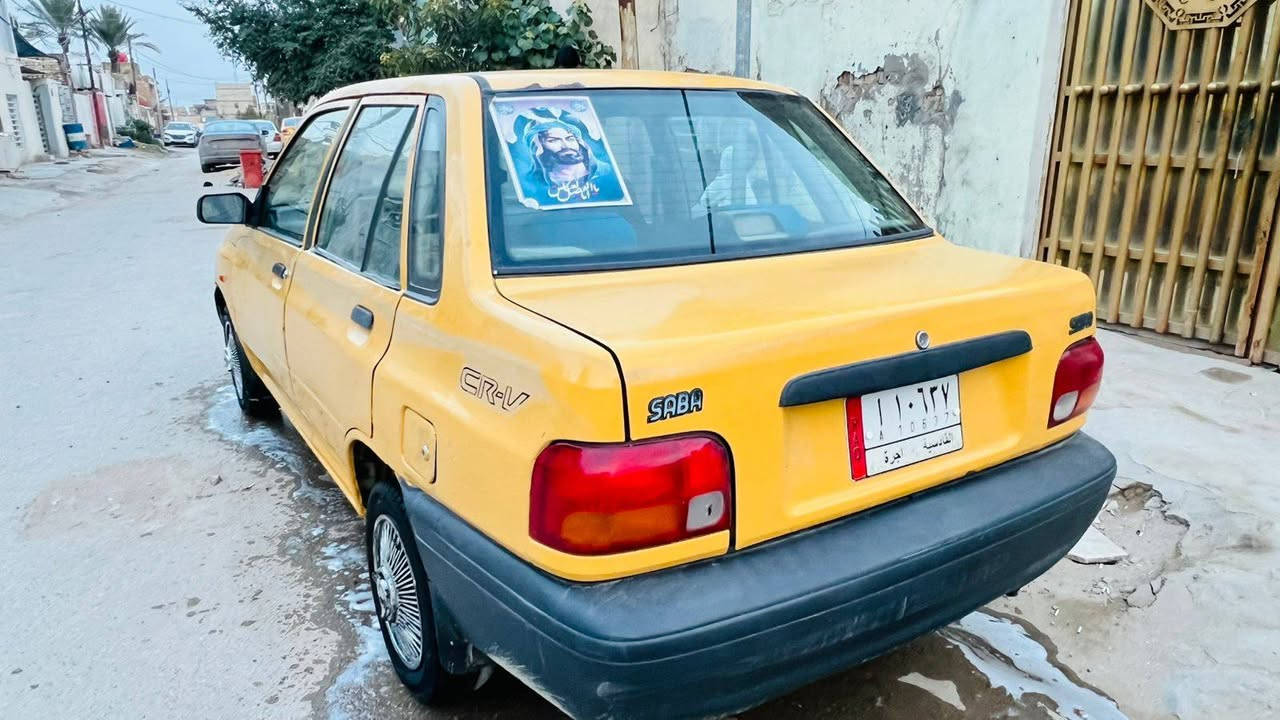 السلام عليكم هاي موديل 10مصفره وجاهزه سنويه جديده مالك ديوانيه مكان السياره ديوانيه حي الوحده السعر 18 وبيهه مجال الشراي يتصل ويدلل ***********  مشط جديد مكينه وكير جاهزه
