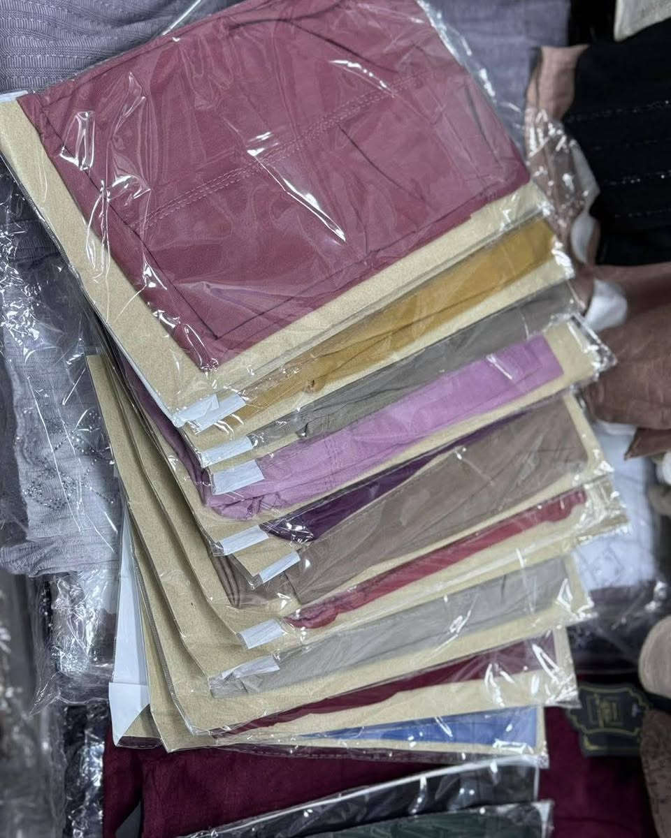 حجاب الاميره
حجاب قطعتين 

السعر (15) الف الدرزن 

ملاحظة البيع جمله


**إذا كنت صاحب هذا الإعلان وتريد حذفه لأي سبب، رجاءا أرسل رسالة إلى الدعم الفني**