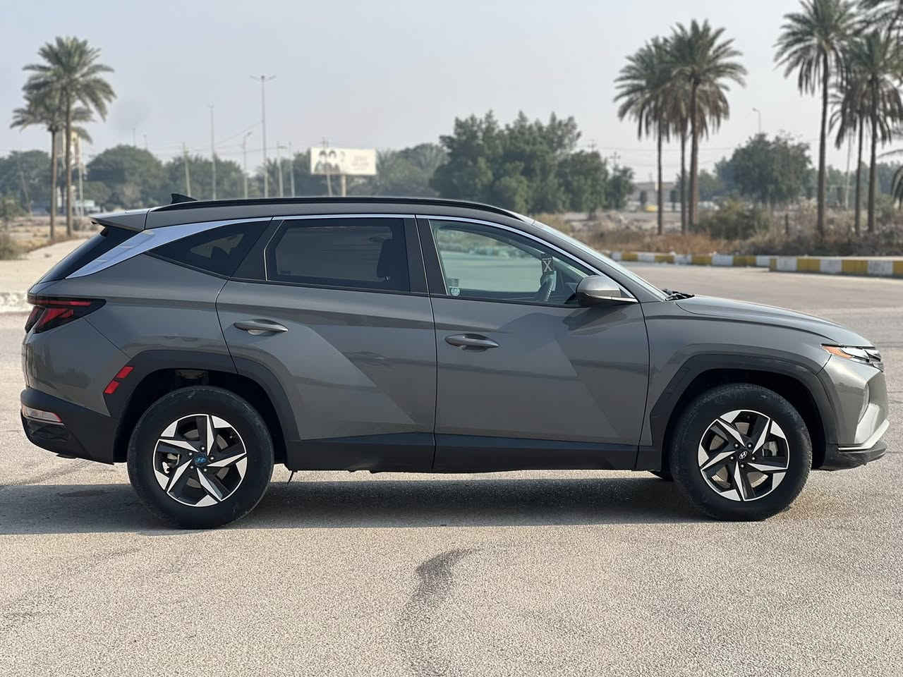 سلام عليكم توسان 2024 أمريكي بدون رقم فحص مؤقت كلين بدون حادث شبر بارد ب البنيد فقط صور الحادث ورقم الشاصي ب المنشور 
موصفاته 
بصمه +بصمه أبواب 
جنطه كهرباء 
كشنات كهرباء + تدفئه 
تبريد قطعتين 
ردار امامي جانبي خلفي 
تبريد قطعتين 
قياده ذاتيه تحديد مسار 
إطفاء ذاتي 
فور ويل 
اوتو هولد 
شاشه كار بلي 
شحن لاسلكي 

السعر /188 وبي مجال 

مكانه الحله 
هـ/***********
