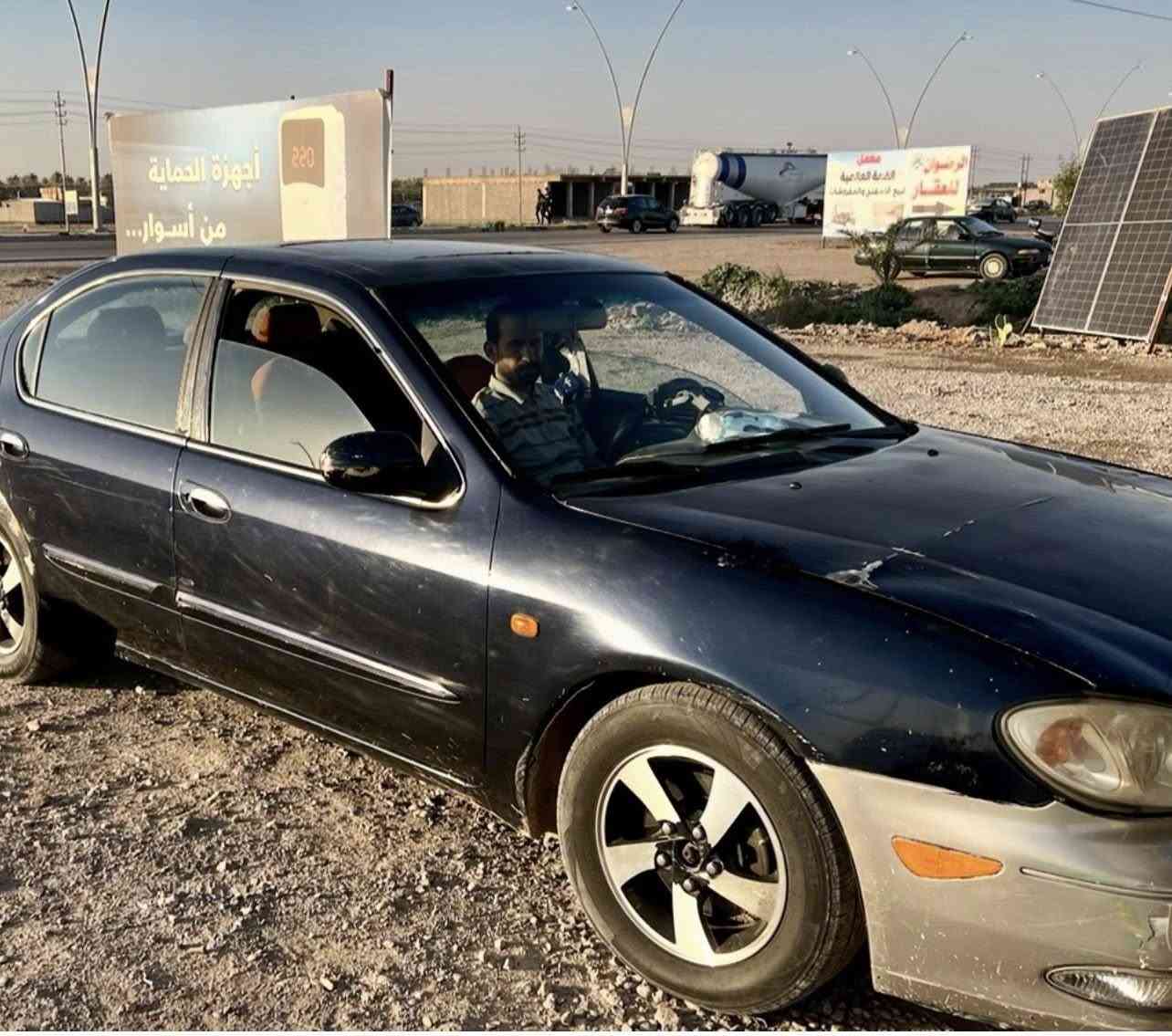 سلام عليكم سياره مكزمه موديل 2000 للبيع صدر تخم تاير كير مكينه كله جديد تبريد ويه السويج ثلج سياره بيها ملاحضات بسيطه  رقم بغداد دولي بسمي اي استفسار هذا رقمي ***********
