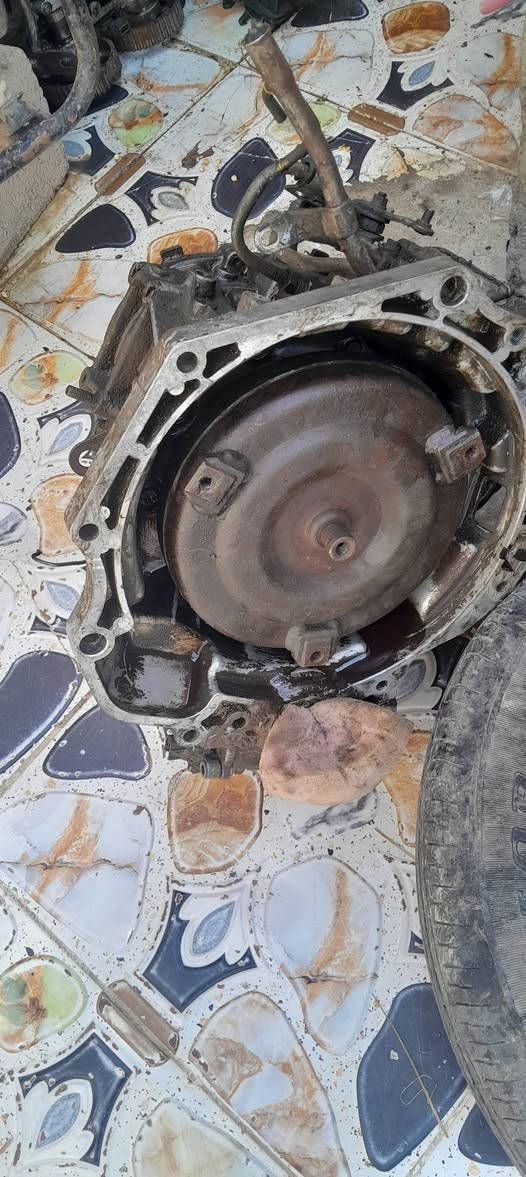 للبيع بور ستيرن كصة جديد نوزلات وابتره جدد اسعار مناسبة كلش 
كير اوبتره شرط مال وابتره مال شركة العامة جديد شرط 
مكاني ميسان العماره رقم الهاتف ***********
رجاء بدون وعود كاذبة
