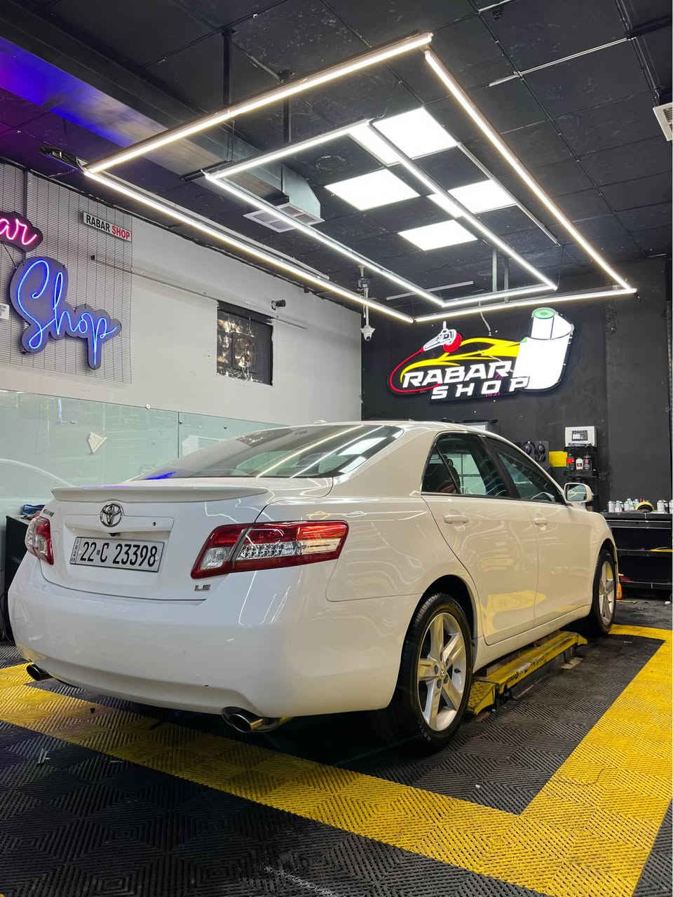 كامرى موديل ٢٠١٠ سه ياره كه يه ك ده سته گير مه كينه كاره بايات هه مووى گيانى به شه رت ته نها ١٠٠ هه زار حه قيقى رويشتيه به شه رتى كومپيته ر بئ ته حديل بئ قه پو قؤپ بئ شوخت  به ناوى خومه ٦ پستنى گيرو مه كنه نه كراوه ته وه ده نگو دوكه لى نيه له سه ر ده قى شه ريكه ماوه ته وه ته زره و قه پو قولى سه قفى نيه سحرى ١٤٣ كه مه ك مجالى تيدايه *********** له هه وليرم أربيل, العراق
