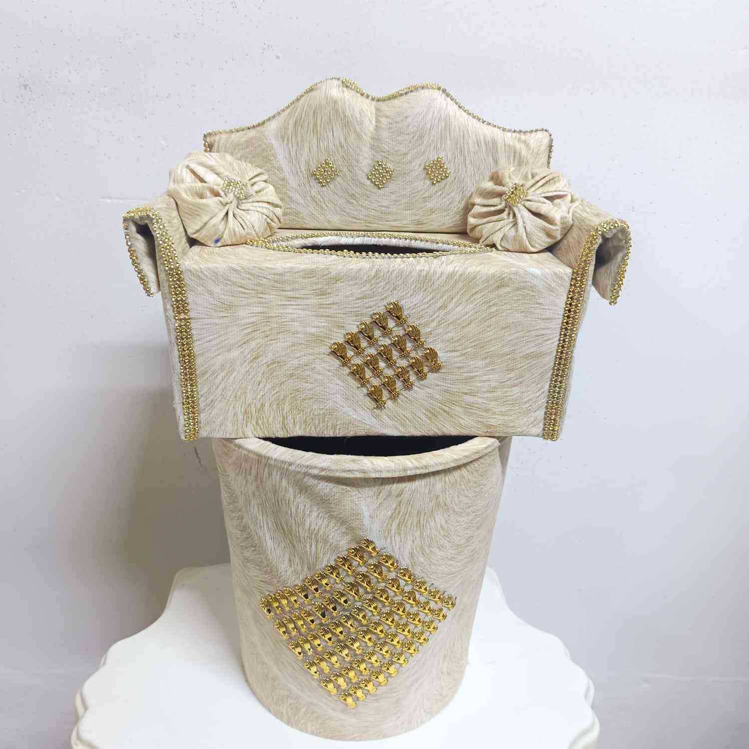 سلام عليكم من رخصة لادمن
يوجد لدينا عش طفل +صينيه حنه +علبه كلينس وسطل نفايات +تجهز بيبي حديثي ولاده يوجد لدينا جمله ومفرد
رقم التلفون***********يوجد واتساب اتصال
