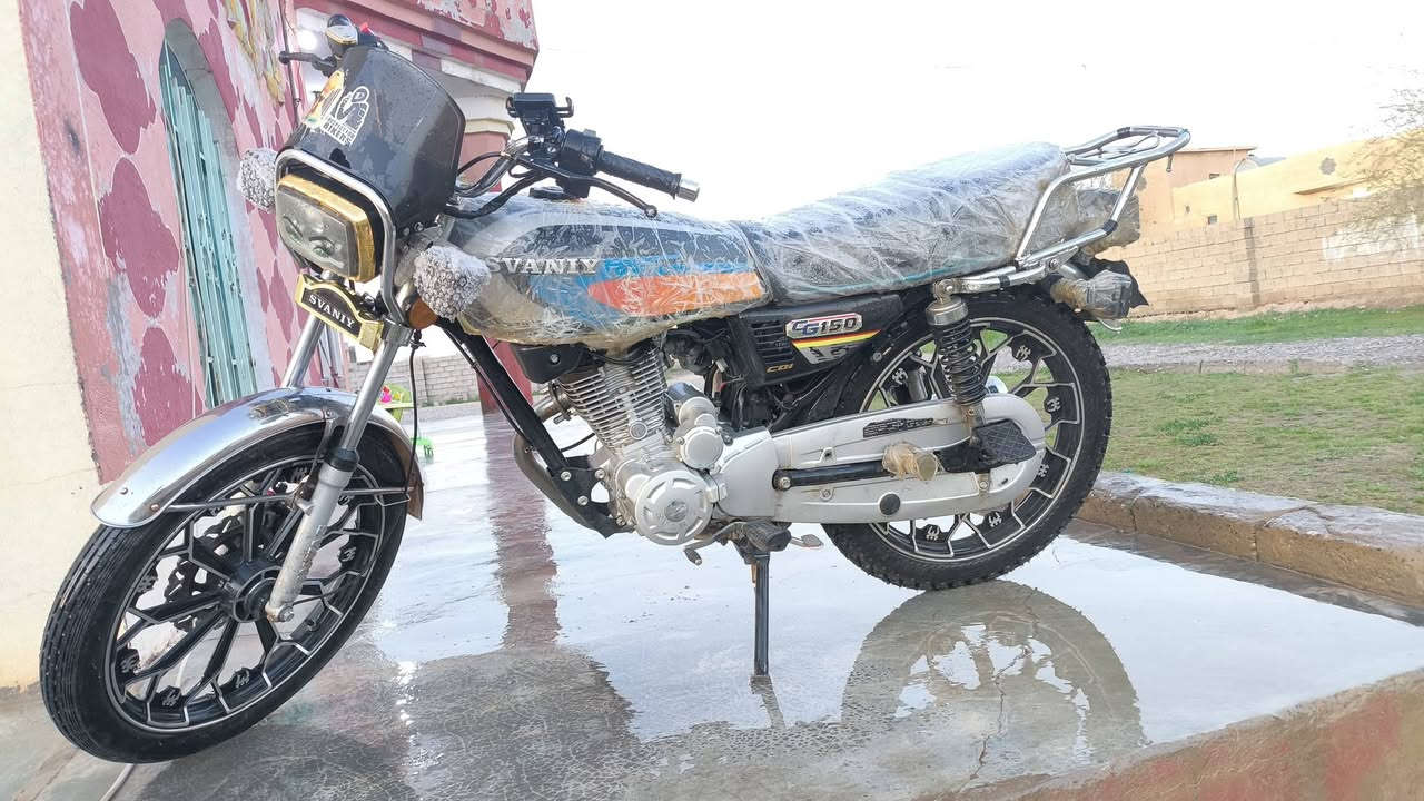 اسلام عليكم ماطور للبيع سولنيك موديل 2025 
محرك 150 شرط مامفتوح نشاط فولل
كهربائيات كلهه شغاله تواير جدد
ملاحضه تانكي مبدل السعر 570
وبي مجال للتواصل ***********
