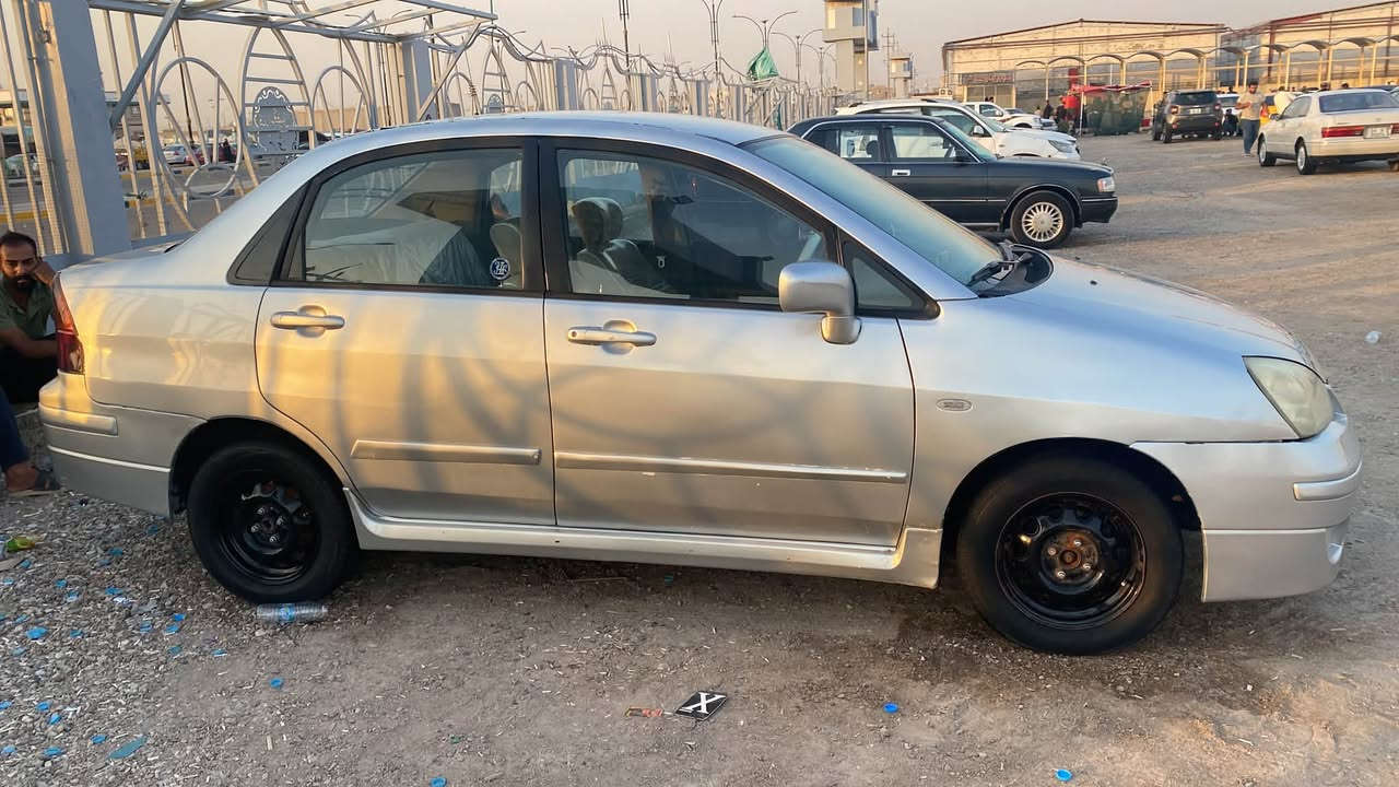 سازوكي ليانه موديل ٢٠٠٥ سياره جاهزه دواخل تبريد مكينه گير خير من الله رقم انگليزي تحويل ثاني يوم مكاني البصره للامن الداخلي احلى من الصور شاشه كاميرا رقم الهاتف *********** السعر ٤٧
