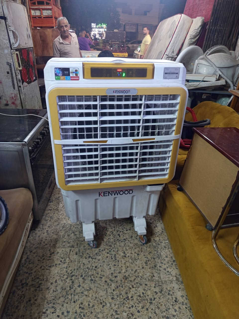 اغراض بيت نظيفات كلش للبيع العنوان بغداد حي الجهاد ***********
