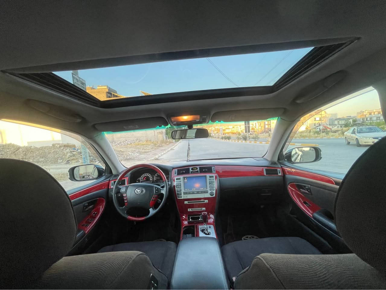 toyota majesta 2005
به س موسه   ٤٩$ ماجيلكى كه م
كودى نيه ده 
كه فه ركوراوى يابانه
اى بى ايس شاهينه به شه رت
ره نكى نيلييه به لا زور جوانه هيج كالبونه وه ى نيه
٤ دوكمه يه سلايته
ته بريد وكه رميو بريك به سراوه
كيرومه كينه به شه رت *********** السليمانية, العراق
