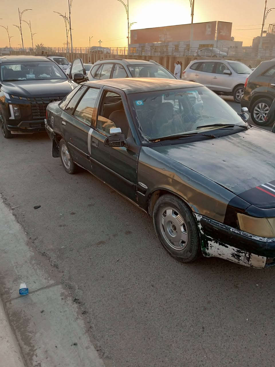 سلام عليكم 
دايو اسبرو رقم انبار دولي محرك مفتوح 1600 بي صوت بل جعوب كير عادي مكفول كهربائيات كلها شغاله سنويه لل27 السعر 17 أو بيه مجال المكان الفلوجه الحصي 
للاستفسار 
***********

