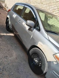 عندي فيرسا أمريكي موديل 2009 مكينه 1.800 حادث بابتين وصور كدامكم كير ت...