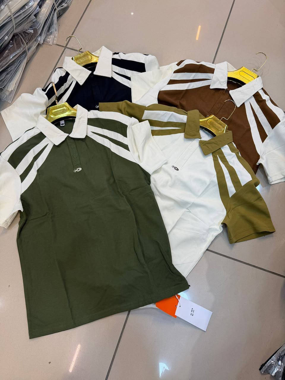 ياخه صيني ماستر كواليتي اصلي 

القياسات L 4X 

الشد 16 قطعة 160 الف


**إذا كنت صاحب هذا الإعلان وتريد حذفه لأي سبب، رجاءا أرسل رسالة إلى الدعم الفني**