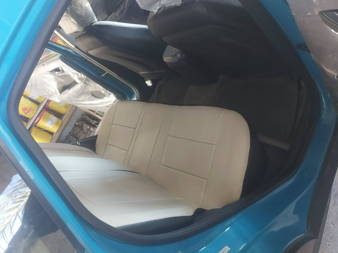 السلام عليكم
هيونداي كونه 2022

السياره اتحاد مع تيوتا نفس مواصفات تيوتا 

كشن قماش 

تحكمات جهتين

رادار 

شاشه كبيره 

اندرويد اوتو ابل كار بلي

رقم بغداد الدولي تحويل ثاني يوم باسمي سياره 

الحادث قطعه وحده فقط بنيد 

ماشيه 53 الف 

السعر 155 وبيها مجال 

بغداد الغزاليه 

***********
