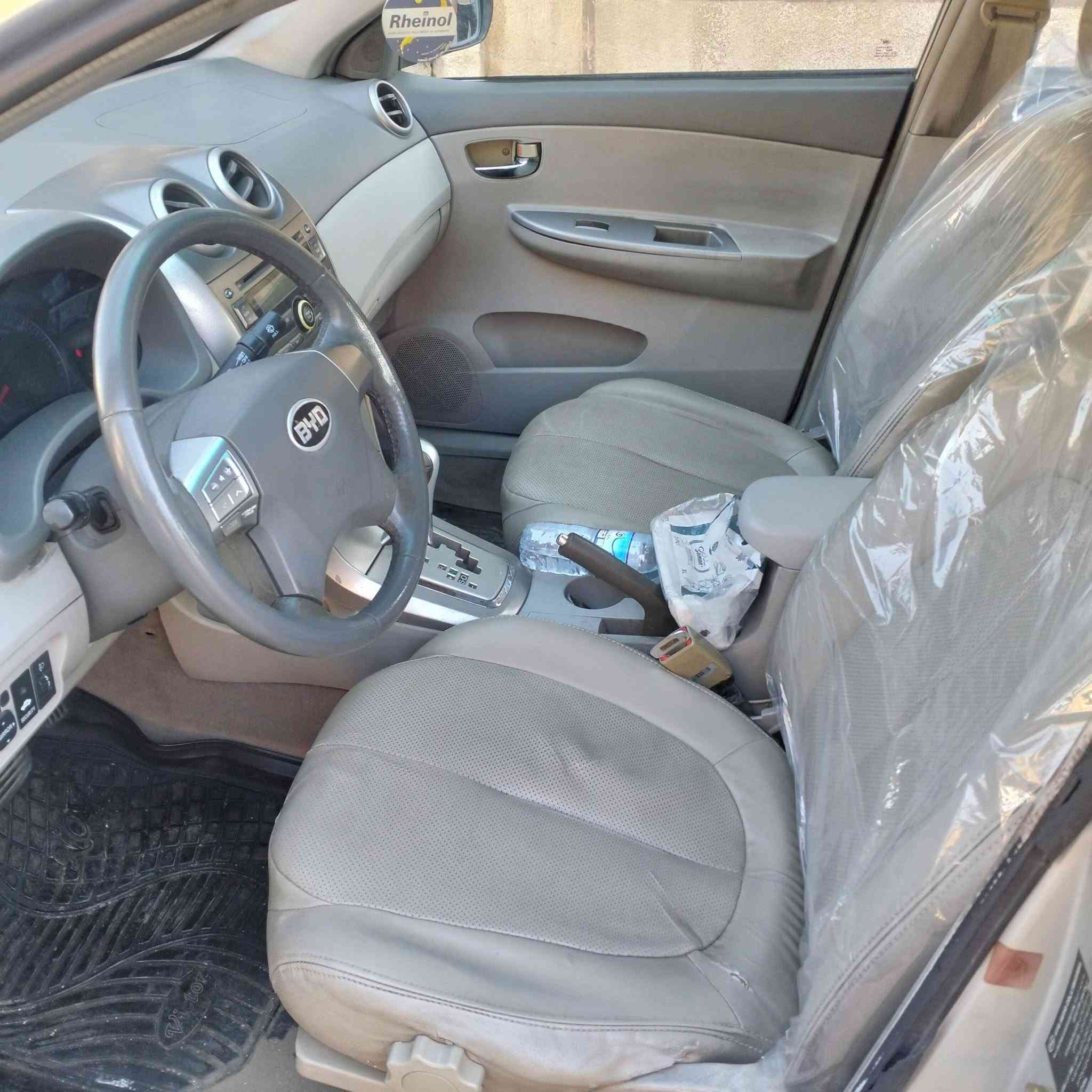 ByD  جي ثري سيارة فول مواصفات كير توماتيك جامات كهرب بصمه تبريد بارد ثلج موديل 2013 سيارة باسمي شرط التحويل السعر 55 للاتصال
اسيا ‏‪077-409-25034‬‏
كورك‏‪0751 783 2995‬‏
