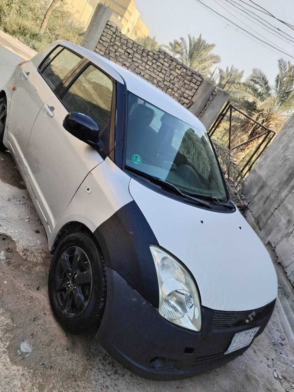 سازوكي سويفت ٢٠٠٨
رقم بصرة مشروع وطني سنويه ٢٧
مكينه كير جدد محرك دوش vvt 1.6
حداديه جديده دواخل نضيفه
طخم تاير جديد
مابيها صبغ ع حطتها بلاديه بيها طخات بسيطه
وجاملغ امامي عكس السايق مصلح بدون شاصي
كهربائيات كلها شغاله عينه شغاله كلها
شاشه اندرويد 
مكاني البصرة السعر ٥٥
تواصل اتصال فقط
***********
