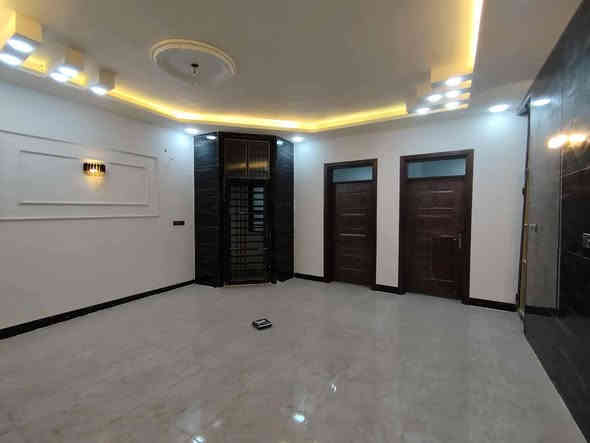 بيت مساحه 150متر مقابل قريه الغدير ***********
سعره 60مليون وبي مجال 

 اولى+شغل جناي وفول عنون البيت شارع الصب مقابل عامود 282📍 
تفاصيل غرف نوم 2//وصاله /ستقبال/ ومطبخ// وصحيات 

  مولد ذهبي مدارس اسواق شوارع تبليط  //عرض شارع 17متر اناره جيهتين معا كافت الخدمات
/
***********
للاستفسار اتصال على ***********
مكتب 🏢 الفهد للعقار عامود 270
