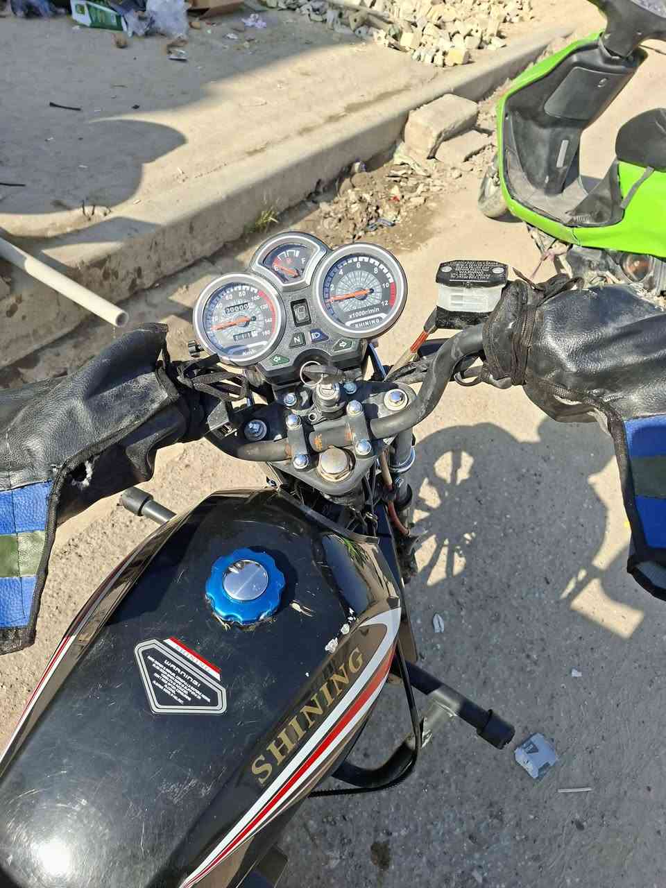 السلام عليكم
شاييننگ موديل 2023 دخول 2024 اوراق اصولي الدراجه شوفة عيونكم جديده وعلئ ايدي وشغاله كلشي بيه ومكينه ممفتوحه ابد السعر ب850 وبيه مجال

ممتواجد علئ الفيس للاتصال ***********
