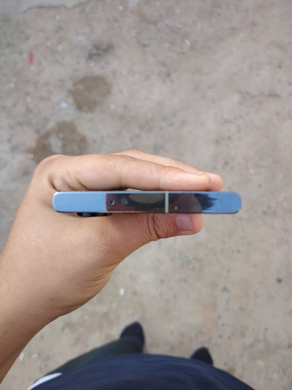 تليفون اس 23 التره لون زيتوني  ذاكره 256 شريحه وحده بدون ملحقات مكسوره الشاشه مالته للبيع  سعره 300 وبي مجال الشراي الشاشه طافيه وكع مني ونكسر  يراسل وتساب فقط هاذه رقمي ***********
