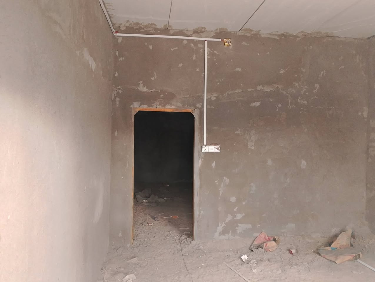 بيت للبيع تجاوز 200 متر غرفتين وصاله ومطبخ ودوانيه بيت احتياجه بس صبه ارضيه وحتياجات بسيطه بيت سندويج شارع السوداني قرب برج الأثير السعر 11 وبيه مجال للاستفسار ***********
