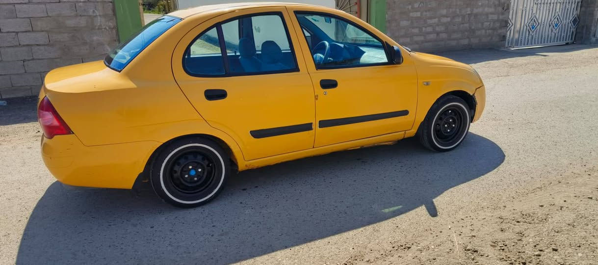 سلام عليكم 
للبيع طيبه موديل 2015
رقم بغداد مشروع وطني تحويل ثاني يوم 
مصفر هيئة وغرامات 
مكينة كير صدر تخم تاير خير من الله 
تبريد شغال بيها ملاحظات بسيطه 
سعر 36 وبيها مجال 
***********
