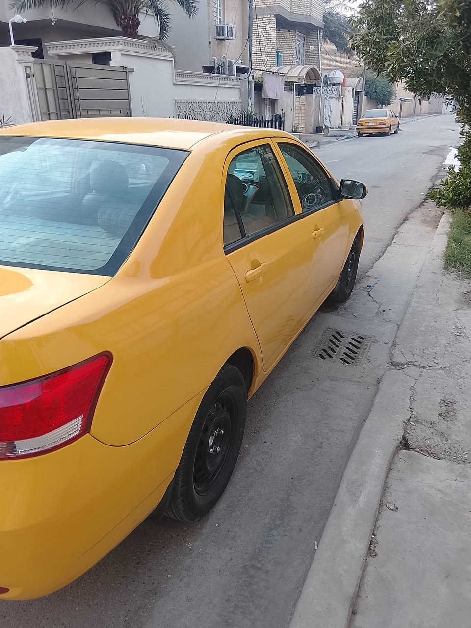 اسلام عليكم بي وأيدي موديل 2013 معمرة بل كامل السعر 50ورقة بية مجال بسيط المكان بغداد الدولعي رقم الموبايل   ***********
