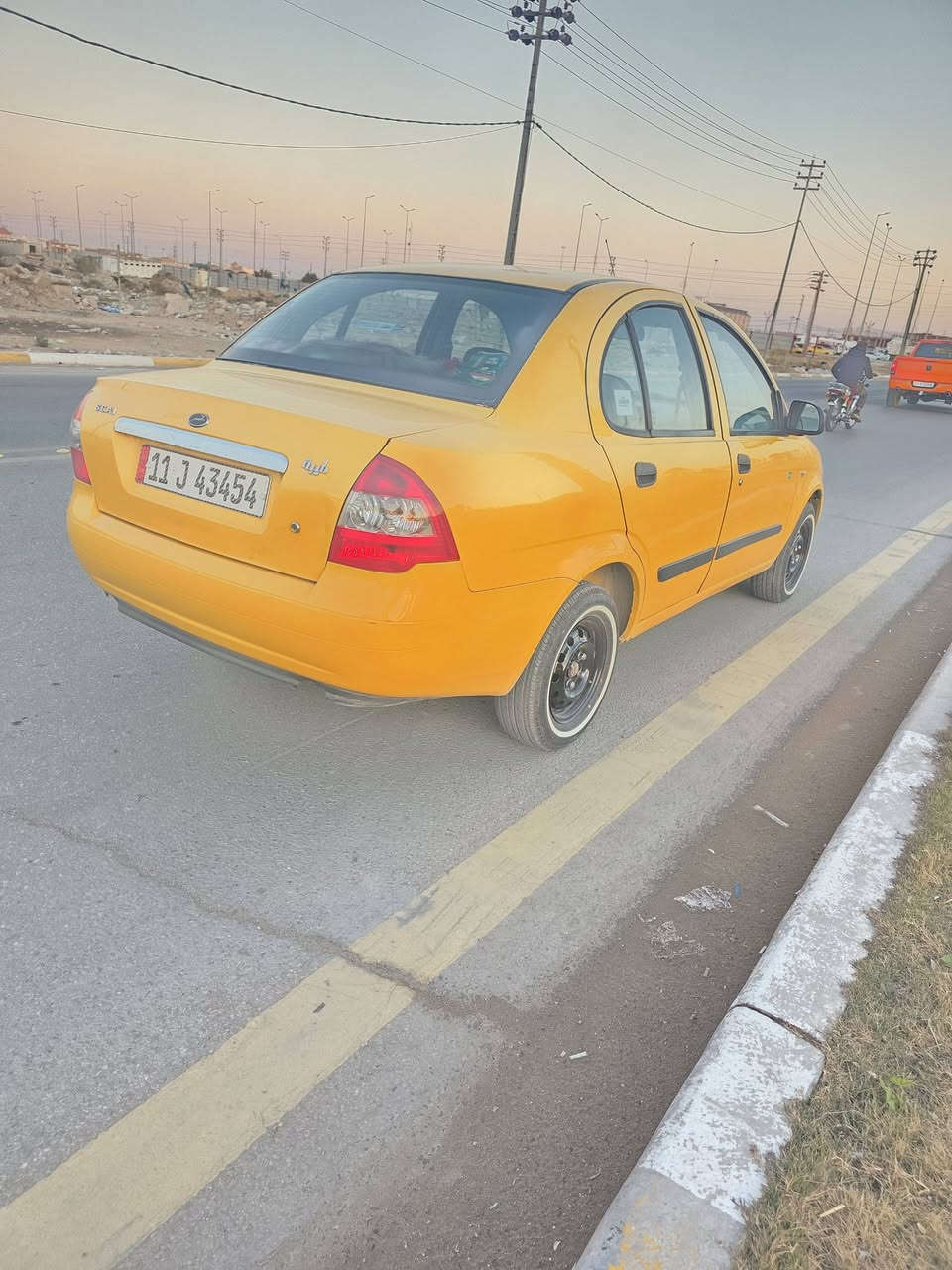 سلام عليكم طيبه مديل 15 كفاله عامه كير مكينه حداديه جاهزه سياره مصفره هيه وغرامات العنوان كربلاه السعر 47 متواجد عله النتصال فقط ***********
