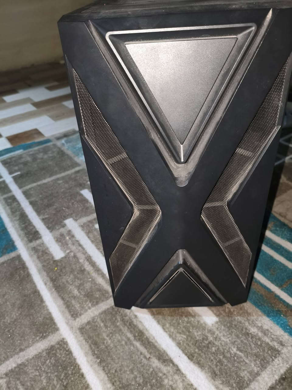 كيس مد تاور للبيع ويا 3 فانات الكيس جديد و نضيف بي ريموت تحكم بل الوان مال كيس و الجامه مالته كبس مو براغي اسهلك من الشد و الفتح و الكيس حجمه جبير يعني يستعوب جميع البوردات و الكروت تقريبا


**إذا كنت صاحب هذا الإعلان وتريد حذفه لأي سبب، رجاءا أرسل رسالة إلى الدعم الفني**