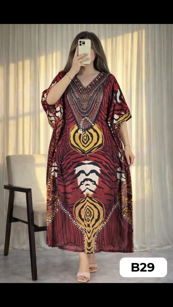 دشداشة خفاش طويل 
الخامة كشمير  
القياس فري سايز لحد وزن ٩٠
سعر القطعه 10000 وتوصيل مجاني
سعر 2 قطعه 15000 وتوصيل مجاني
سعر 3 قطع 20000 وتوصيل مجاني
سعر 4 قطعه 25000 وتوصيل مجاني لكافه محافظات العراق
واتساب ***********
