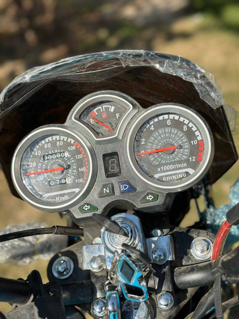 سلام عليكم لبيع دراجه شاينك لون سمائي دراجه ماطلع بس على كد ترقيم دراجه زيرو بمعنى الكلمه وبل حقيقيه احلاااا بهوايي رقم بغداد مميز تحويل ثاني يوم  الاستفسار *********** موجود ماسنجر للبيع او مراوس
