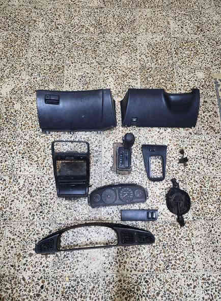 السلام عليكم من رخصة الأدمن أغراض سوناتا تو ابيع شلع سعر ١٥٠ العنوان ديالى ناحية هبهب رقم ***********
