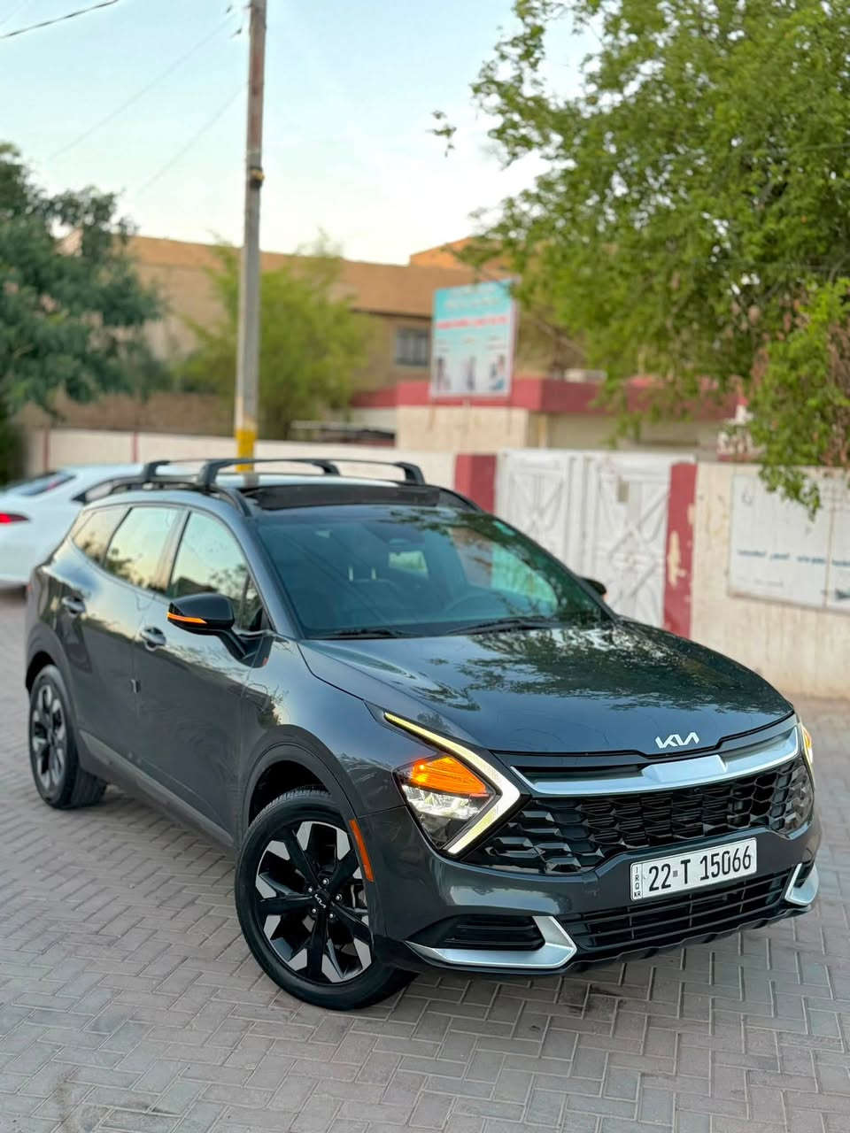 كيآ سبورتج2023 ✔️ لون زيتوني  على رصاصي أعلىٰ فئه موآصفآت 💚 الفئه العاليه
جديده بمعنى الكلآم وارد امريكي 

دخلت بدون صبغ فقط كسر بدعاميه بدون دواخل شرط الفحص 

الموآصفآت :

بصمه ، تشغيل ، أبوآب ، صندوق ،

بآنورامآ ، طكتين ، تشغيل عن بعد 

جنطه كهرباء بصمه 

كشنآت جلد فول ، دوآخل صاج فايبر

سستم صوت سماعات 🔊 هآرمن كآردن ،

فول كشنآت VIP بقلاوه جلد كهرباء USB تتفئه كشنآت ، شآشه دچتل سينمآئي متصل دشبول كامل ، أنآره داخليه متغيره الألوآن ، دوسآت ملون

بچم العريض X , هاند بريك بصمه ، مانع انزلآق

دكمه أوتو هولد ، اوتو ستوب ، درآيڤ مود ، دكمه حساسات ، دكمه الكامرآت , دكمه فورويل المرغوب

قطعتين تبريد منفصل ، 

تبريد بيآنو لمس وفول تحكم بيانو شاشه 

دكمه مانع أنحدآر ، شحن لآسلكي للفون📱

رآدار أمامي ، رآدار جانبي ، رآدار خلفي ،

تحديد مسآر ، سيآقه ذآتيه ، خطوط الشارع 

توقف ذآتي أمامي ، توقف خلفي ذآتي ، 

ويل كب گروم 🛞 ، 4 عدسآت زنون عالي ناصي

حسآسات خلفيه ، كامره أماميه ، كامره خلفيه ، 

بك لايتآت لدات ، اشارات مري ، نظام ترحيب يدات

محرك 2500 المرغوب ،

فول تحكم ستيرن دعآيه ، 

أنآره دآخليه لمس ثلجيه ،

فول نيكلات ،

السعر 200 مجال بسيط 

مكآن السياره بغداد الكرخ 

للأستفسآر***********
