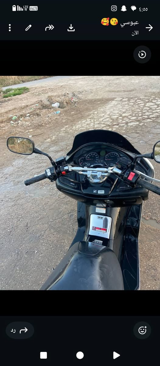 دراجه ما صراله 8تشهر نضيفه كلش نقص وحد ما بيه مال رمبه كير عادي تمتيك ماشي 32 كلشي بيه شغال بصمه ما بيه نقص كفاله عامه سعر 1500قفلً دراجه كبال عينك ***********هاذه رقمي
