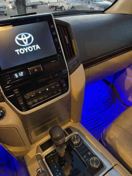 لاندكروز 2017 بريم
ماشية 52000 الف كم حقيقي
السيارة كفالة عامة من الضربة والصبغ والبارد
تختم اطارات دلوب جديد انتاج 2025
استخدام شخصي 
رقم بغداد/ تحويل مباشر
السعر : 54000 $
العنوان واسط / الكوت 
للاستفسار الاتصال على الرقم *********** ابو كرار
