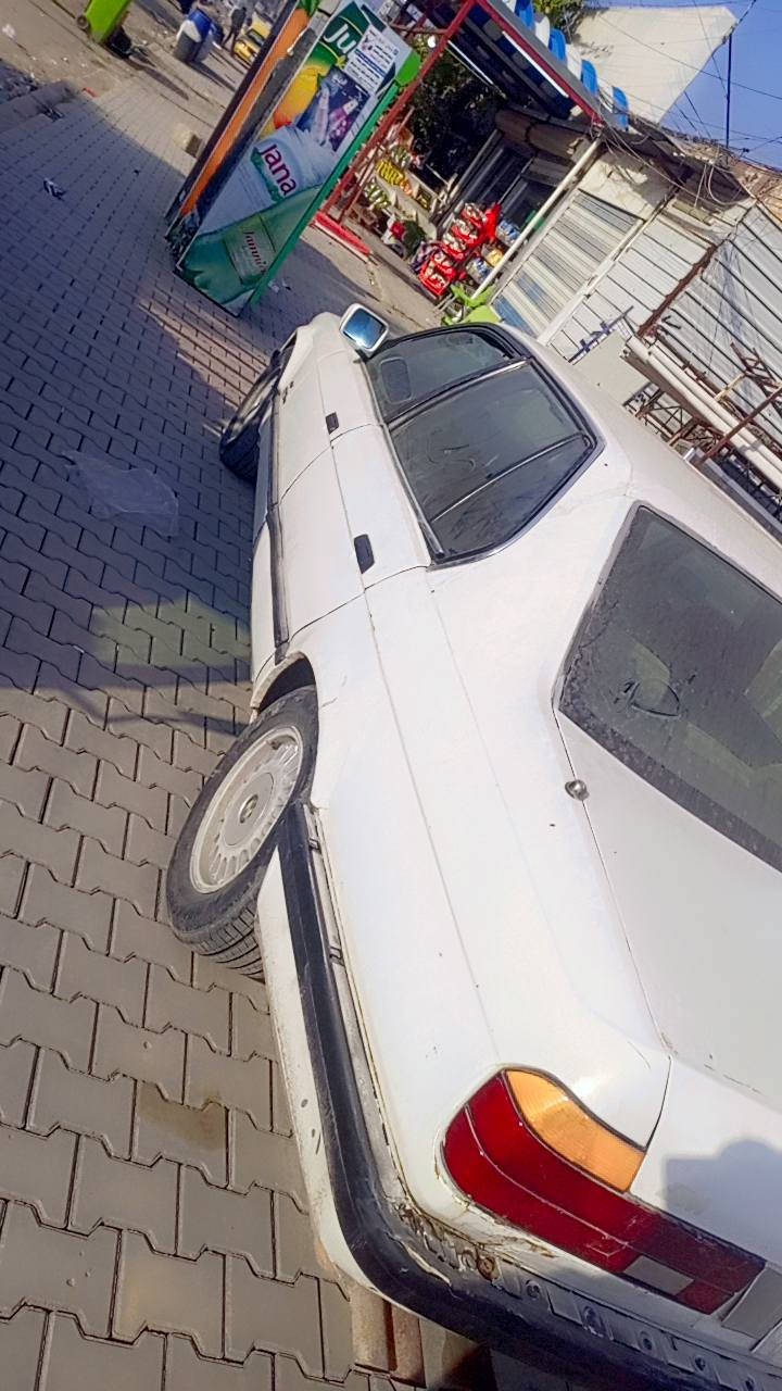 السلام عليكم من رخصه المدير المحترم بي ام للبيع موديل 91السعر 30وبي مجال***********
