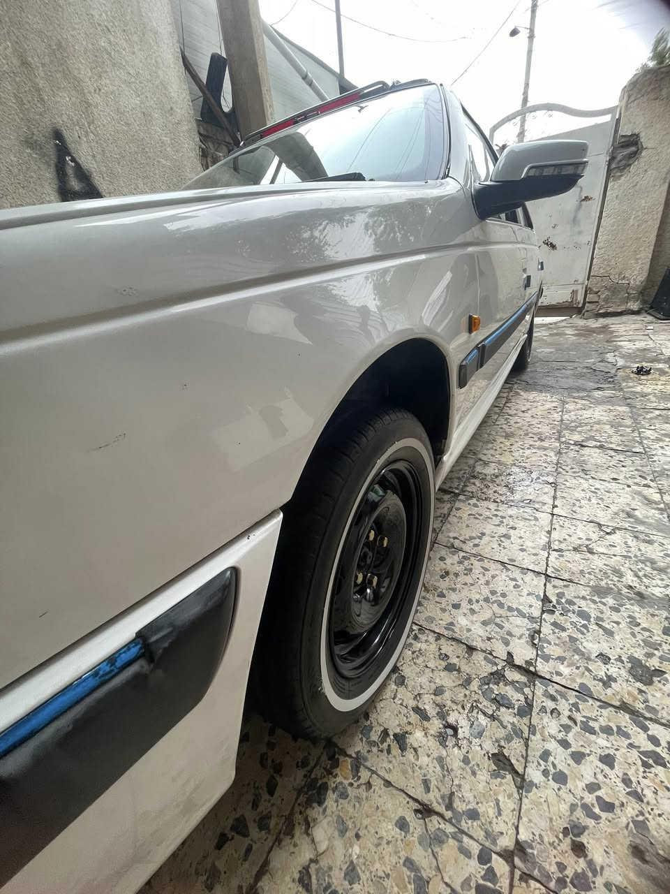 السلام عليكم بيجو بارص مديل 11سياره كفاله عامه ماعده ضربه بلجاملغ خلفي خفيفه موجوده بتصوير سياره جاهزه من كلشي تبريد تفه كلهه شغاله بكاني بغداد البياع شرطه خامسه سعر55وبيه مجال بصيط كلش بسمي سياره تحويل ثاني يوم ***********
