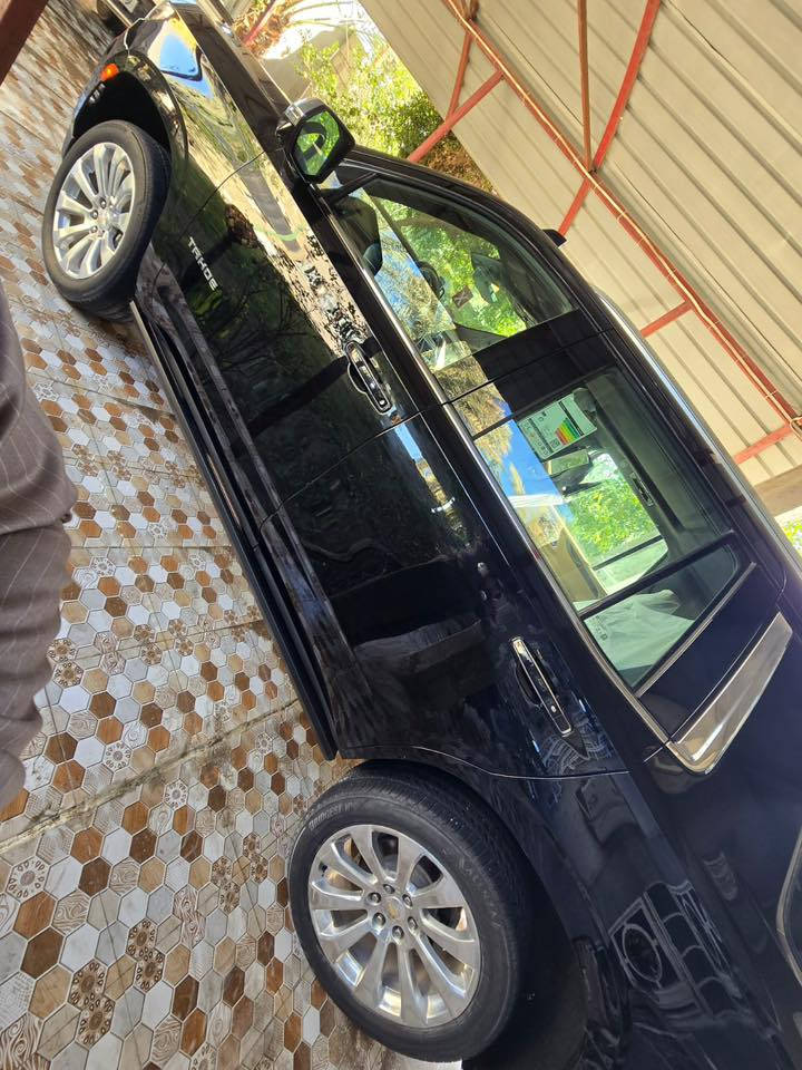 شوفرليت تاهو 2023بريمير خليجي مرقم بغداد فول مواصفات مكفولة كفالة عامة السيارة مغلفة PPF ماشية 33الف فقط 

المواصفات :بصمة /بانوراما /3شاشات /5كاميرات /دواسة كهرباء /شاحن وايرليس /رادارات امامية وجانبية /كراسي كهرباء /جلد بيجي /جكات /هندبريك دكمة /زحاج خلفي/كهرباء اوتو /تشغيل عن بعد /اطفاء ذاتي /مانع انحدار /مثبت سرعة /جنطة كهرباء /محرك 8سلندر /تدفئة وتبريد كشنات/شاشة كبيرة /ثلاجة/قاصة/كير دكم /انارة داخلية LED/اشاير مري 

مكاني بابل 
السعر 600$
للتواصل والاستفسار :***********
