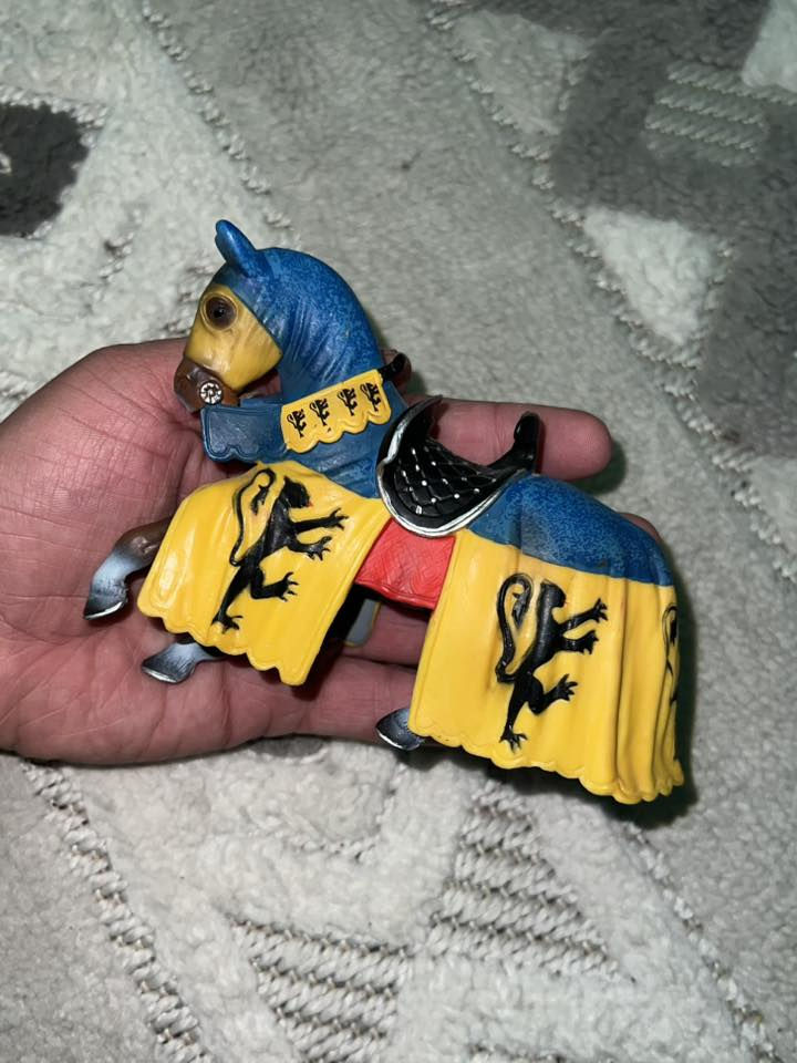 مجموعة للبيع سعر ٦٥ عنواني بصره
توصيل لايوجد


**إذا كنت صاحب هذا الإعلان وتريد حذفه لأي سبب، رجاءا أرسل رسالة إلى الدعم الفني**