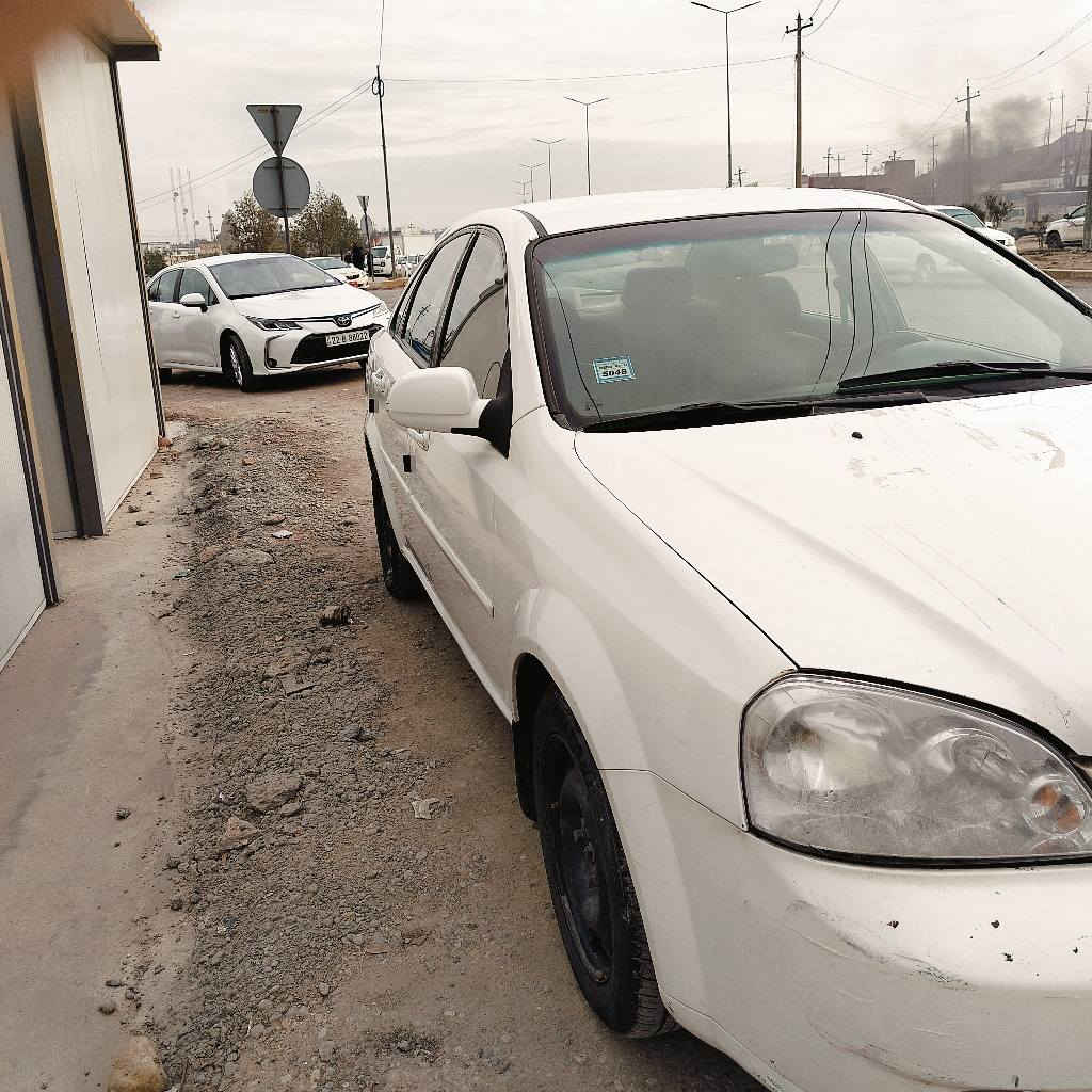 سنويه ورقم جديد ل 2030 
باسمي قطعه صبغ ( جاملغ السايق )
سيارة جناي مو مال معارض 
بيها ملاحظات بسيطه 
  السعر ( 80 ) ورقه  وبي مجال 
***********

*********** سامراء, صلاح الدين
