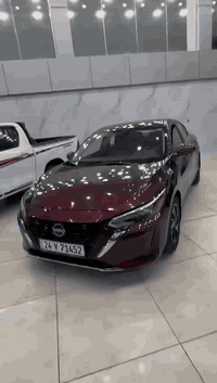 نيسان سنترا
✅موديل 2024 

✅لون ماروني

✅ماشي 21 الف 

✅بصمه 

✅ستيرن هيتر و كشنات هيتر 

✅مواصفات SV بلاص 

✅ضرر فقط بوليند بدون دواخل 

✅رقم دهوك هزه فحص ارقام كلها جديدة

✅مكان سيارة بدهوك 

✅للاستفسار اتصل ع ارقام تاليه 

***********✅

***********✅
