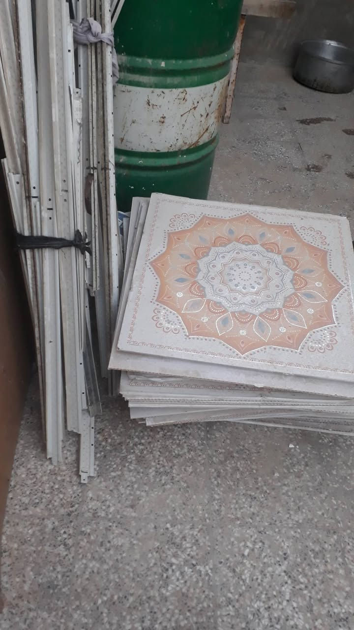 يارزاق يا الله غراض للبيع مكان نجف كوفه شارع المطار رقم ***********
